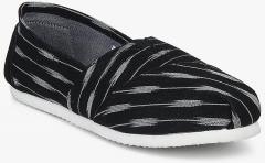 Pepsi Ikat Slip On Black Lifestyle Shoes women