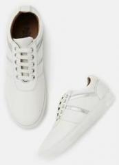 Roadster White Casual Sneakers men