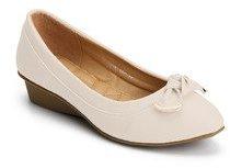 Steppings Beige Belly Shoes women