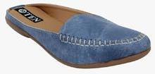 Ten Blue Moccassin women