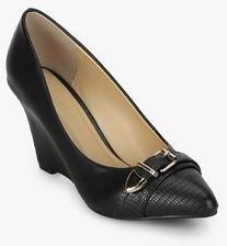 Van Heusen Black Wedges women