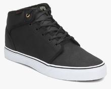 Vans 106 Mid Black Sneakers women