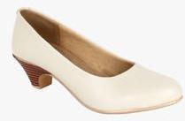 Vapr Cream Belly Shoes women