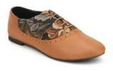 Zebba Tan Lifestyle Shoes Women