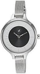 Fastrack Analog Black Dial Women's Watch 6122SM02