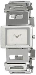 Fastrack Quartz Analog White Dial Metal Strap Watch for Girls NS2404SM01